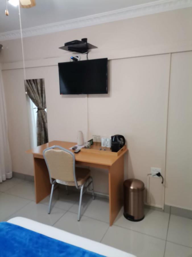 Pentagon Guesthouse Bloemfontein Zewnętrze zdjęcie