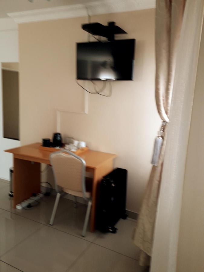Pentagon Guesthouse Bloemfontein Zewnętrze zdjęcie