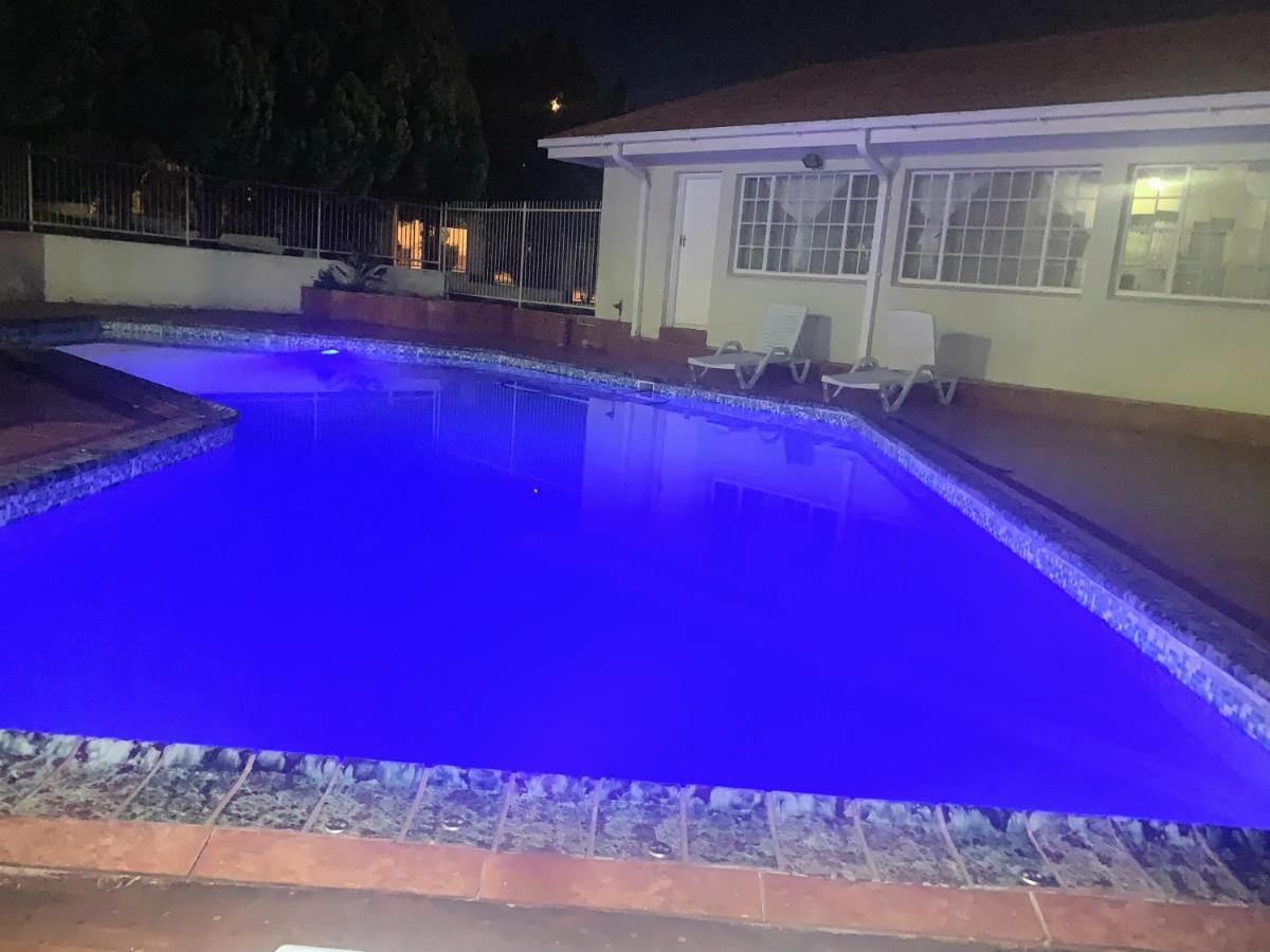 Pentagon Guesthouse Bloemfontein Zewnętrze zdjęcie