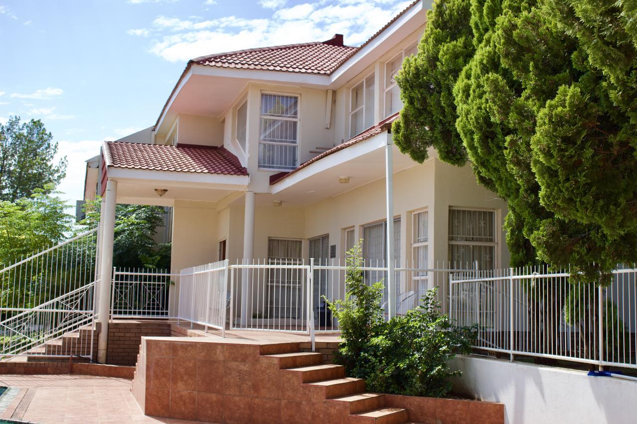 Pentagon Guesthouse Bloemfontein Zewnętrze zdjęcie